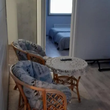 Asunto Mh+k+ph+s+terassi 50m2